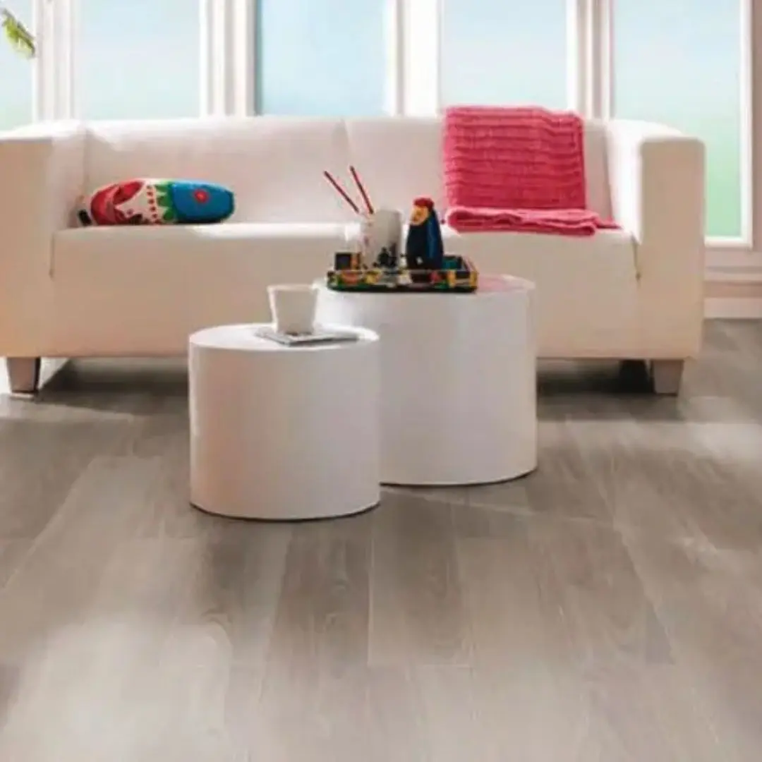 OAK EARTHY Laminated Wooden Flooring